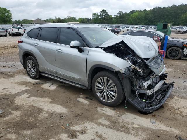 5TDFZRAH9NS140027 Toyota Highlander Platinum