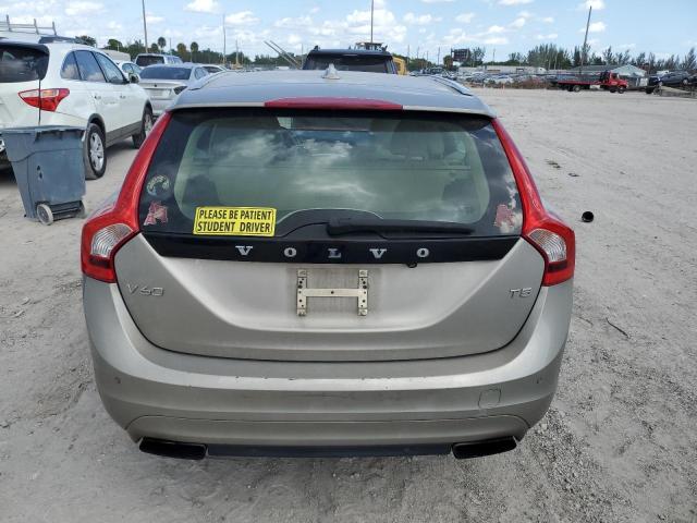 2015 VOLVO V60 PREMIE YV140MEK2F1241350