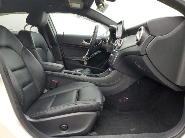 2017 MERCEDES-BENZ GLA 250 - WDCTG4EB6HJ350744