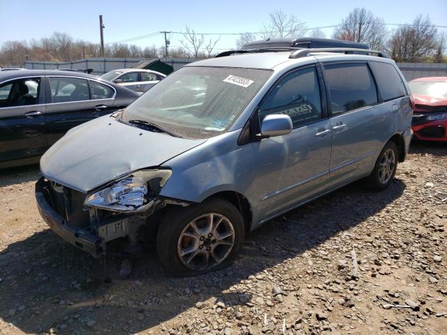 2004 Toyota Sienna XLE