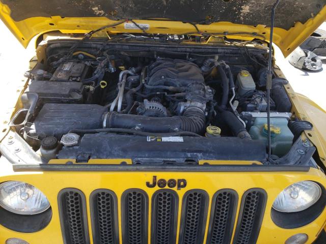 1C4BJWEG8FL676542 Jeep Wrangler Unlimited Sahara