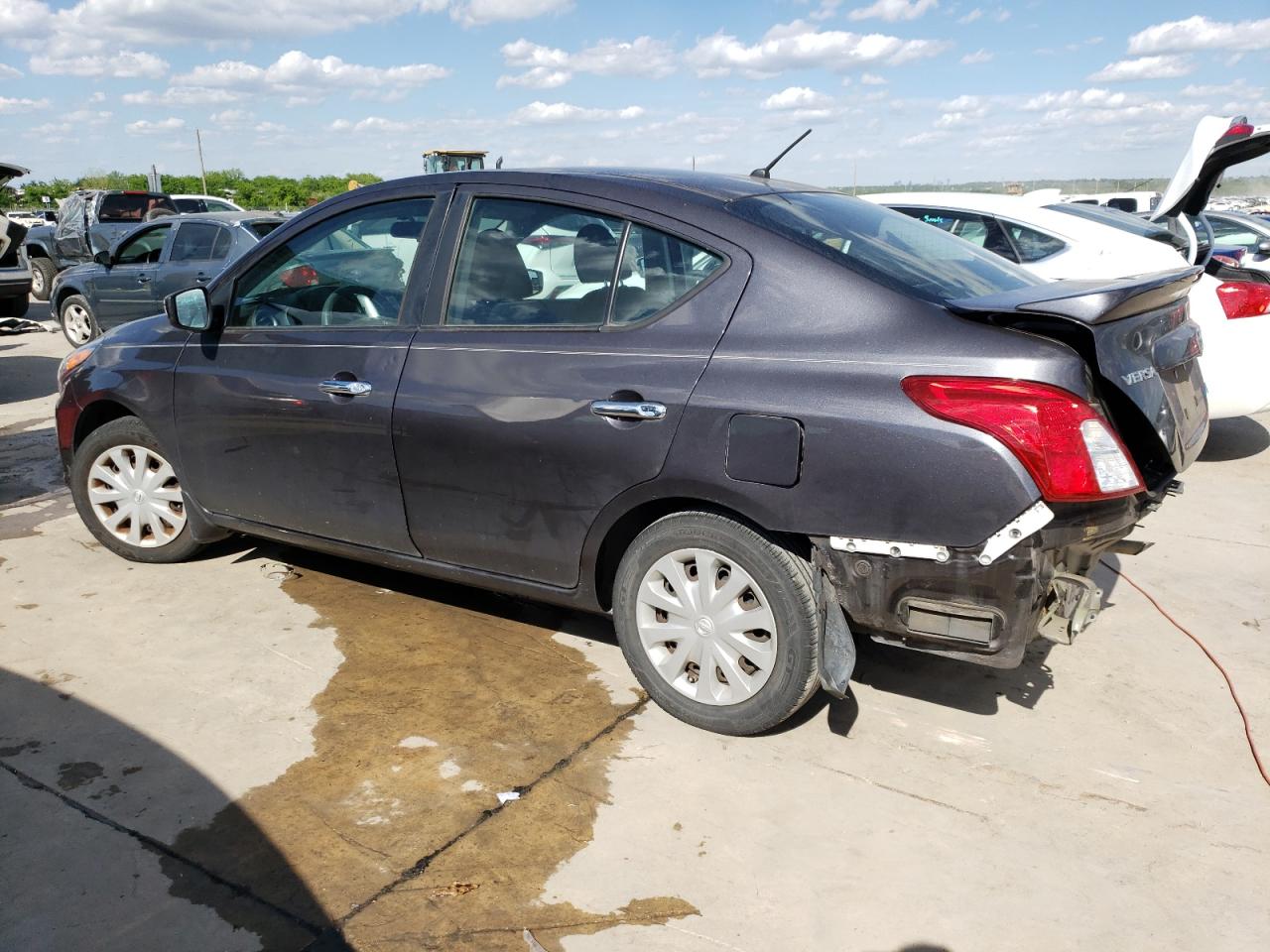 Lot #2469134691 2015 NISSAN VERSA S