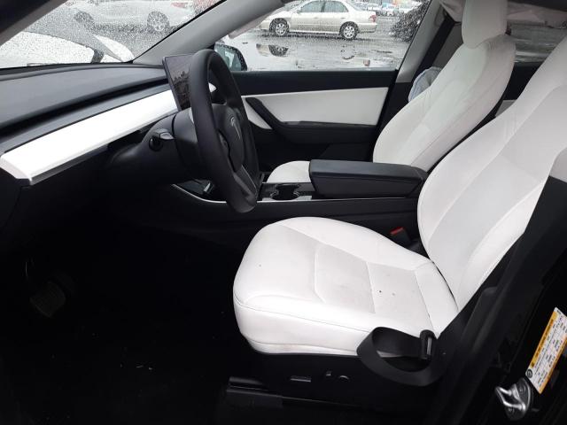 5YJYGDEE0MF093104 Tesla Model Y