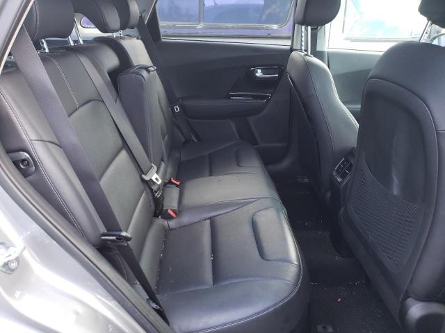 2022 KIA NIRO TOURI - KNDCC3LC2N5546417