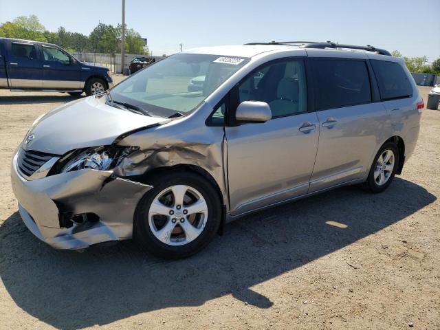 2013 Toyota Sienna LE