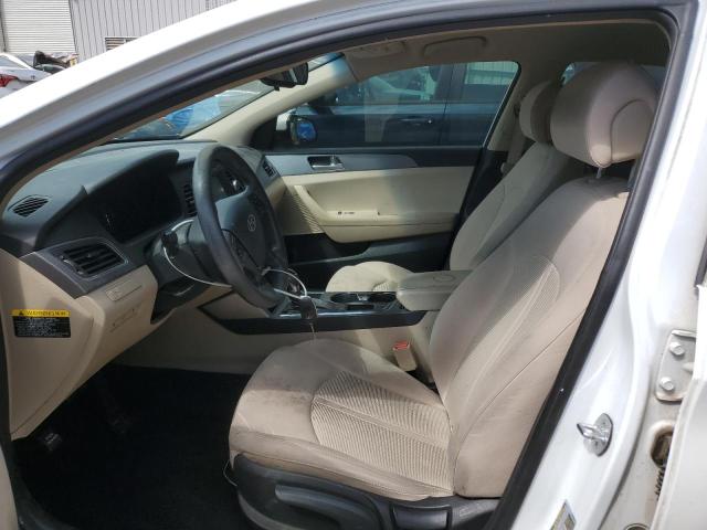 VIN: 5NPE24AF2GH261556 Auction: COPART Lot: 48995213 Location: GA - ATLANTA WEST 5NPE24AF2GH261556 HYUNDAI SONATA 2016 WHITE Photo 7
