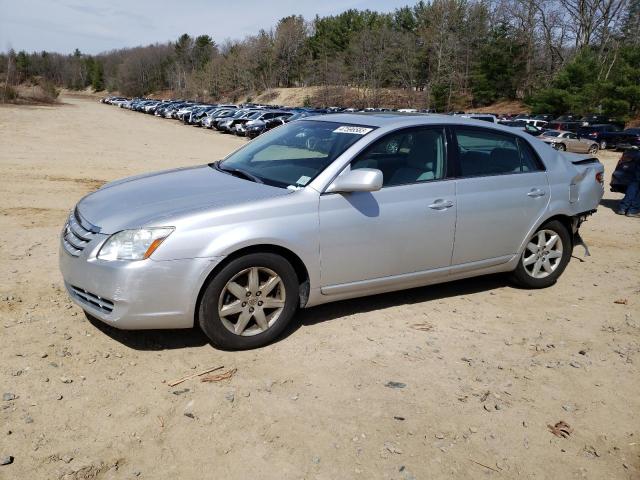 2005 Toyota Avalon XL