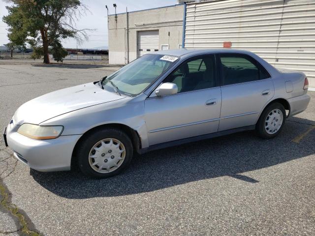 Salvage cars for sale from Copart Pasco, WA: 2002 Honda Accord LX