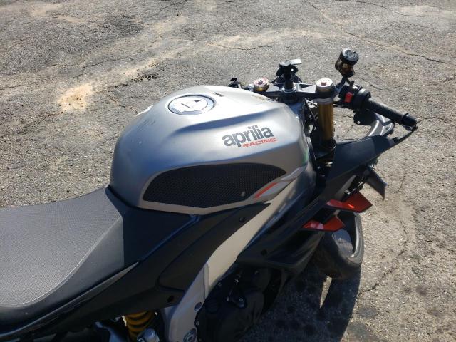 2021 APRILIA RSV4 1100 ZD4KYUA00MS000182