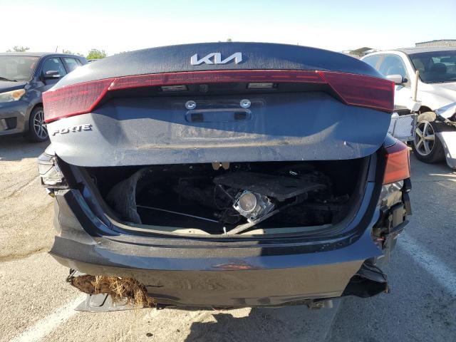 3KPF24AD7PE562430 KIA FORTE LX