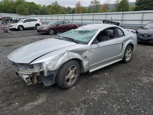 2004 Ford Mustang 