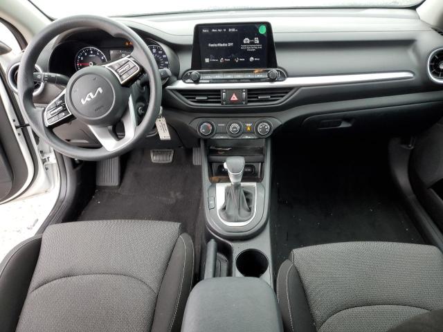 3KPF24AD8PE559732 KIA FORTE LX