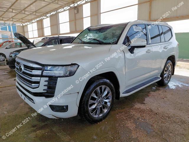 JTMABBBJ4N4037861 Auction: COPART UAE Lot: 49055543 Location: DUBAI INDUSTRIAL CITY - DUBAI JTMABBBJ4N4037861 TOYOTA L-CRUISER 2022 WHITE Photo 2
