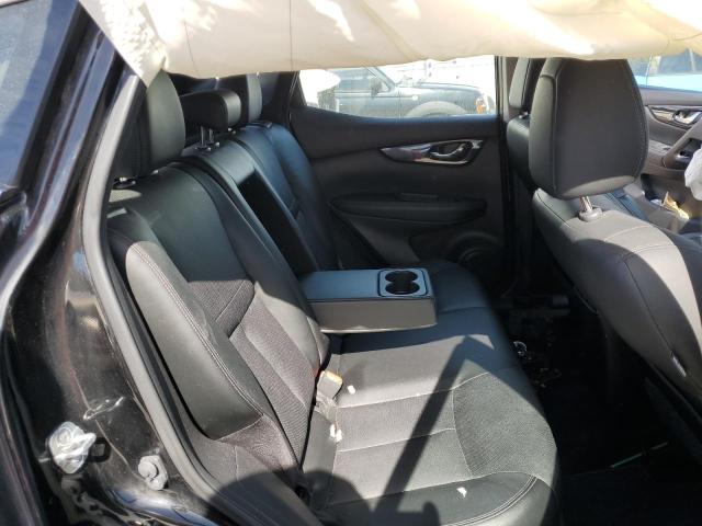 JN1BJ1CR1HW125168 Nissan Rogue Sport S