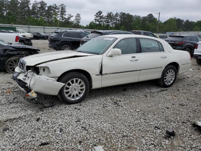 2006 Lincoln Town Car Signature