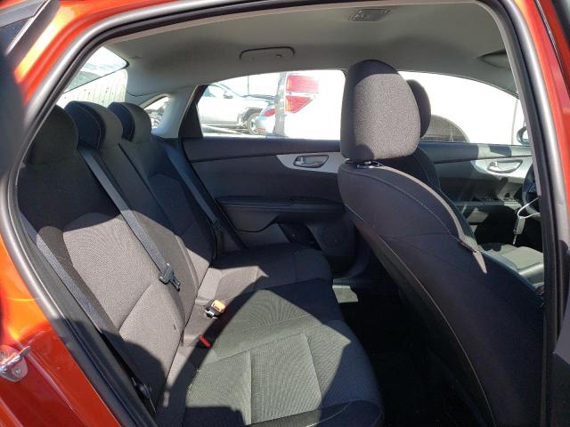 3KPF24AD1PE548152 KIA FORTE LX