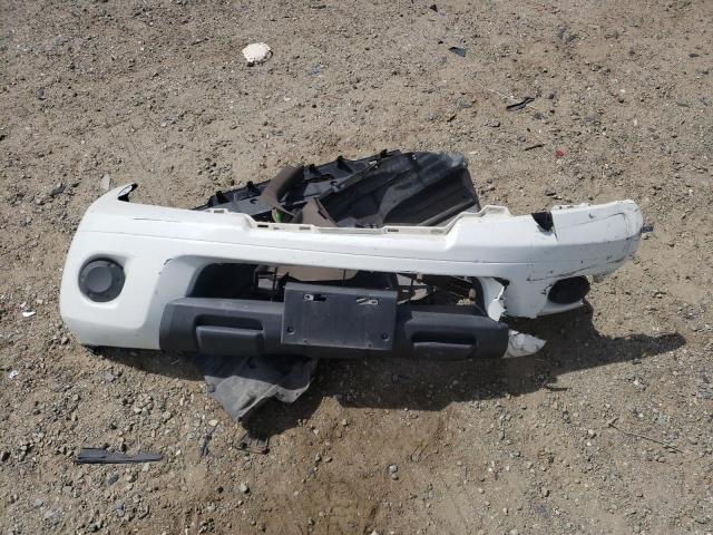 1N6AD0CU2EN739126 Nissan Frontier Sv