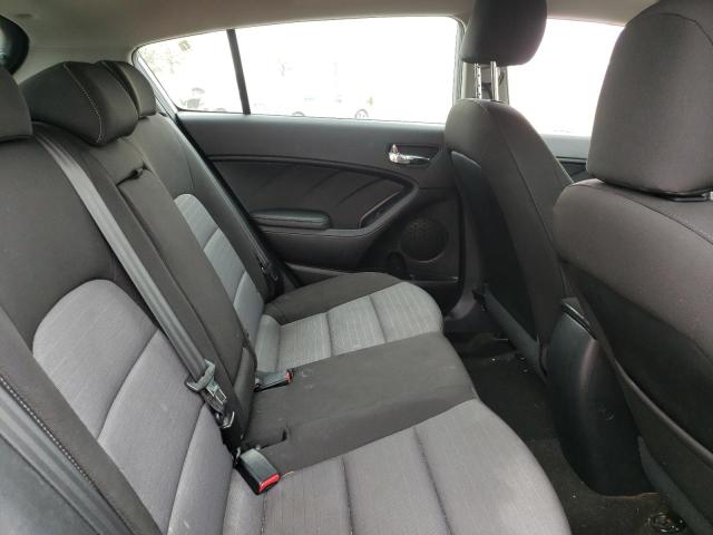 KNAFK5A89G5593695 KIA FORTE LX