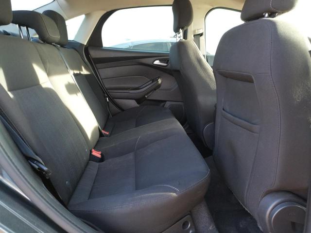 1FADP3FE8JL322828 Ford FOCUS SE