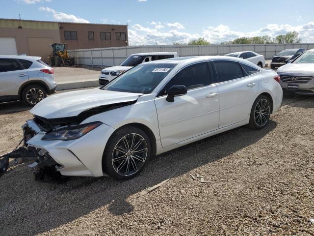 2019 Toyota Avalon XLE