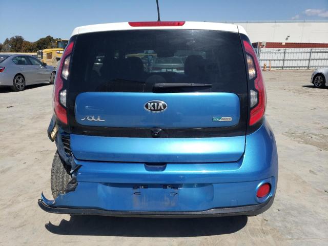 KNDJP3AE6F7002072 KIA SOUL EV