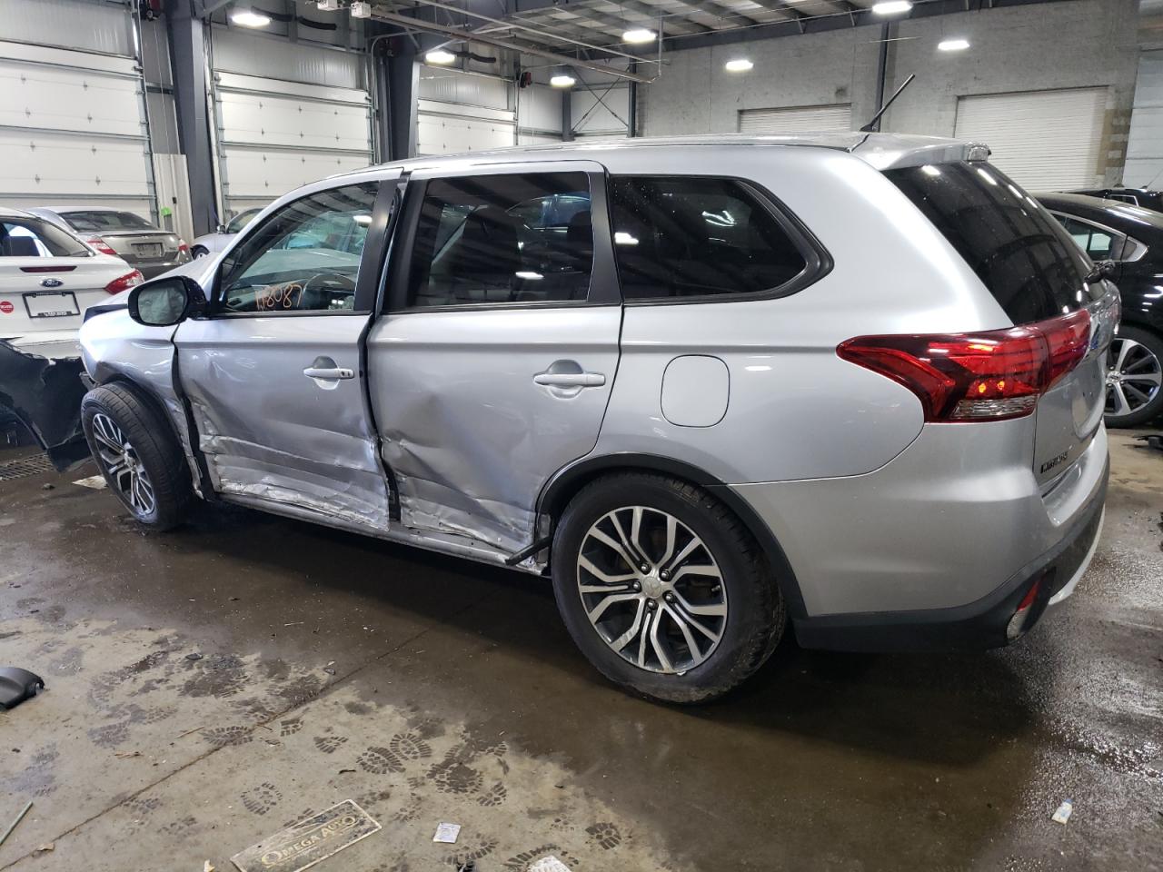 2016 Mitsubishi Outlander Se vin: JA4AD3A39GZ027216