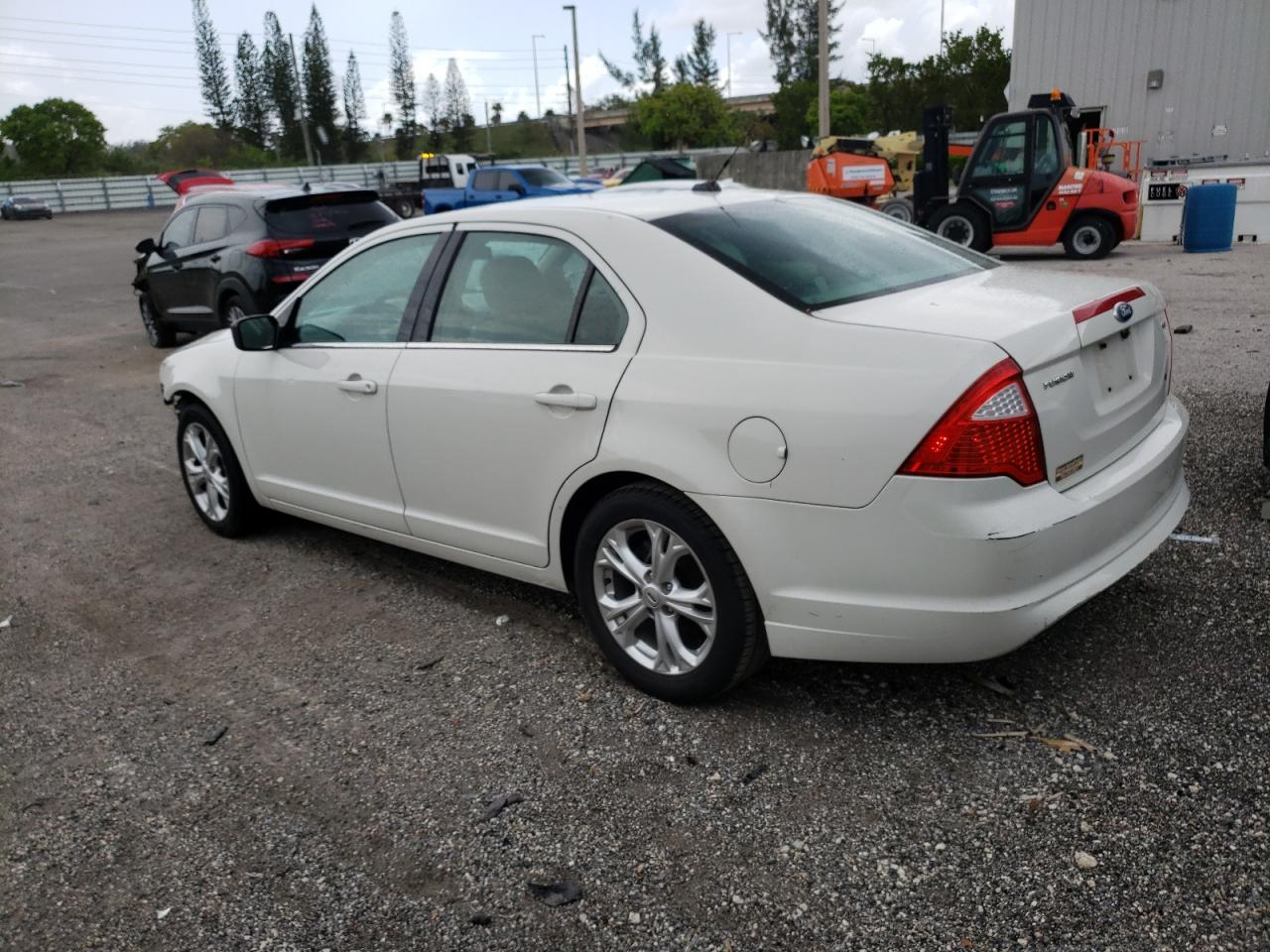 3FAHP0HA4CR250556 2012 Ford Fusion Se