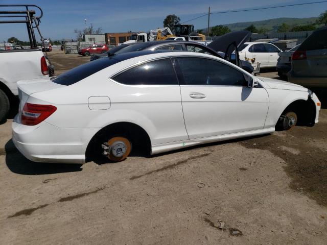 WDDGJ4HBXFG364909 Mercedes-Benz C 250