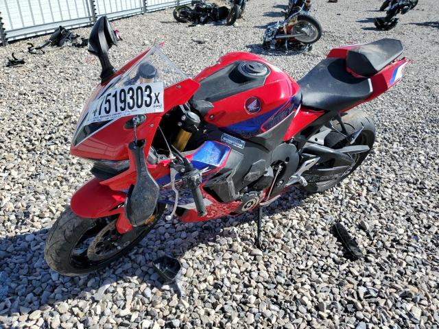 2022 HONDA CBR1000 RR - JH2SC7715NK500228