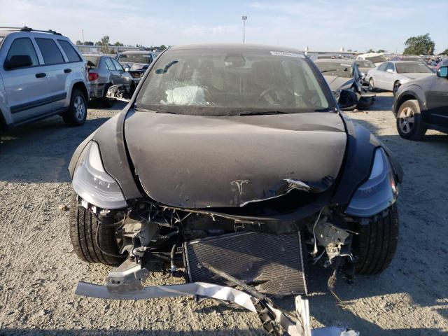 5YJ3E1EA3PF438951 Tesla MODEL 3