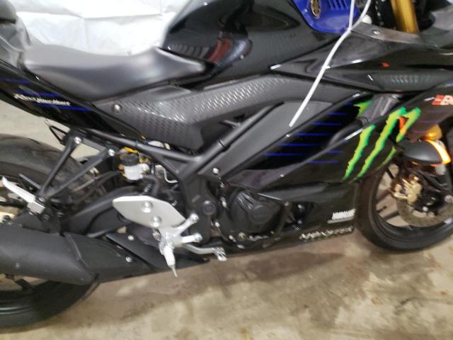 2021 YAMAHA YZFR3 A MH3RH18Y5MK005089