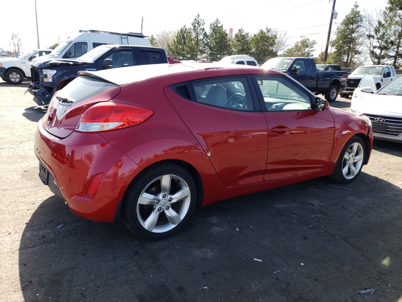 2012 Hyundai Veloster vin: KMHTC6AD5CU065573