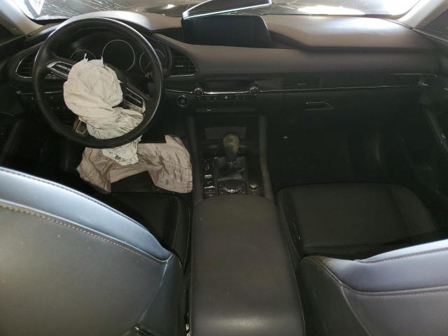 JM1BPBAY8M1312832 Mazda 3