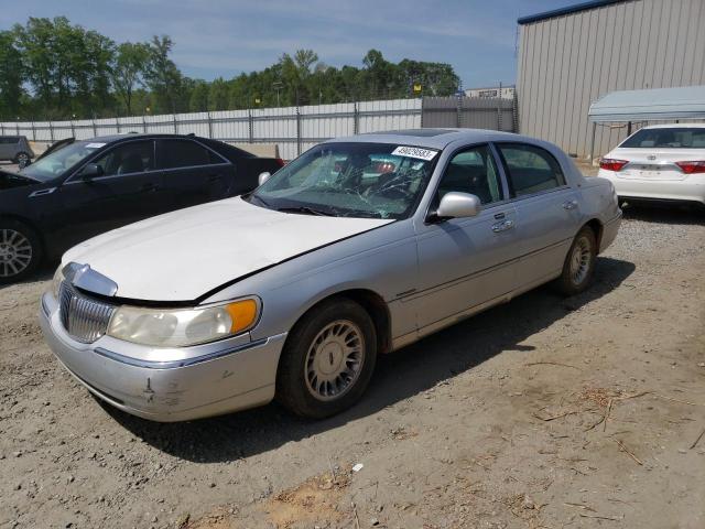 2002 Lincoln Town Car Cartier