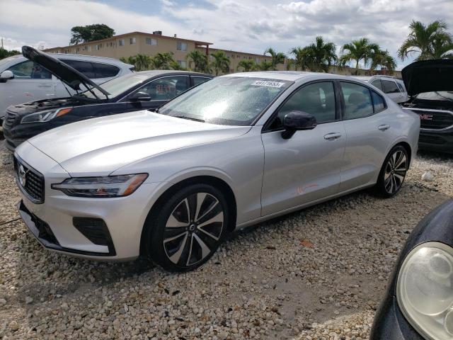 2022 VOLVO S60 B5 MOM - 7JRL12FZ4NG155372
