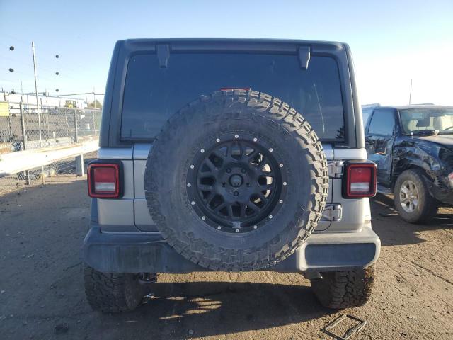 1C4HJXDG2JW126472 Jeep Wrangler Unlimited Sport