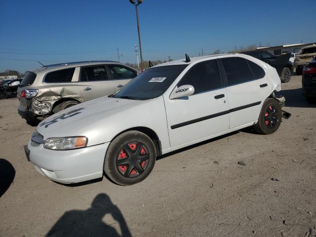 2000 Nissan Altima XE