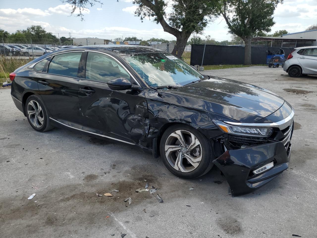 1HGCV2F50JA017892 HONDA ACCORD 2018