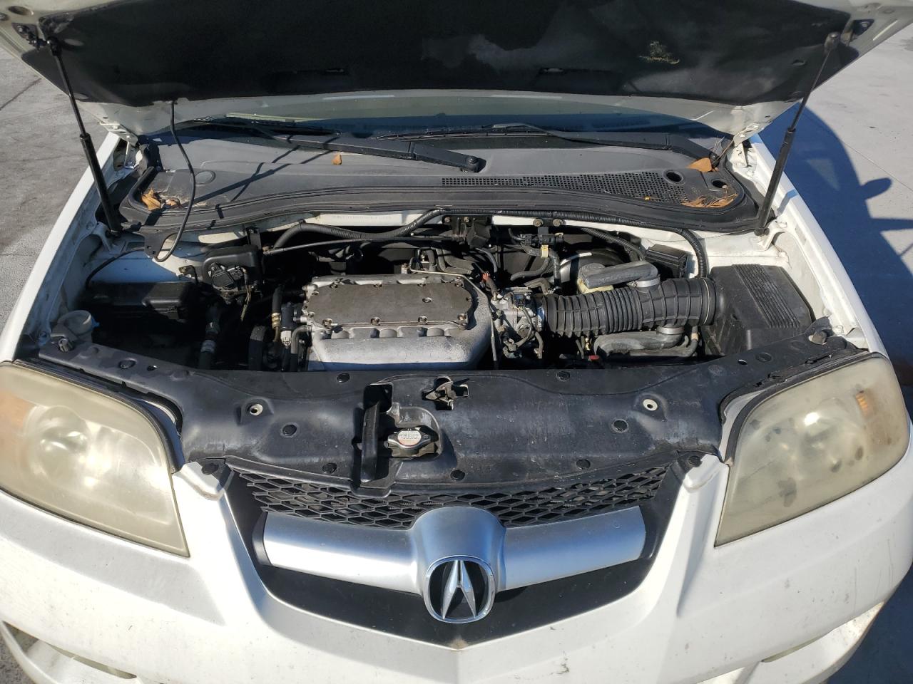 2HNYD18805H537374 2005 Acura Mdx Touring