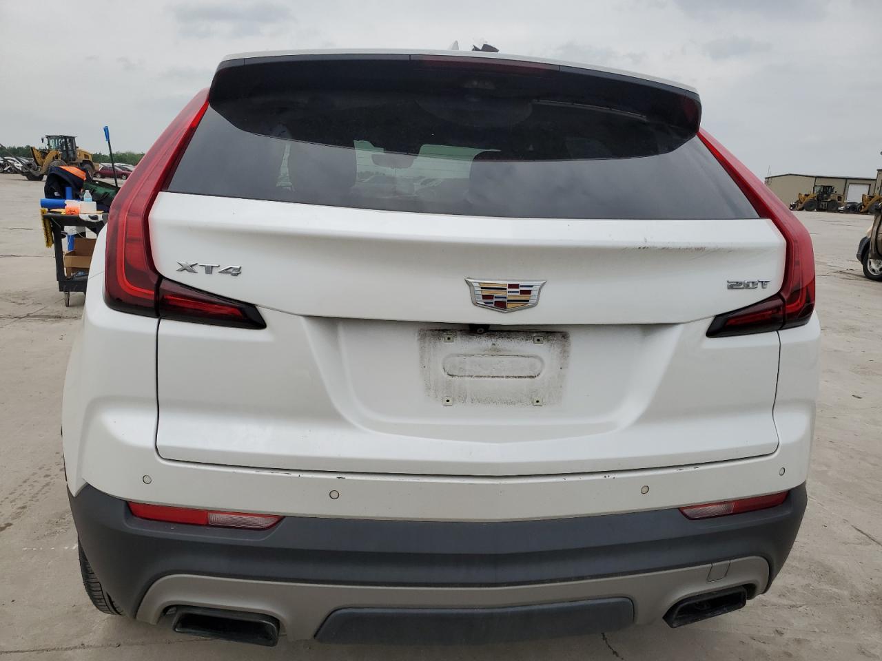 1GYFZCR48KF110439 2019 Cadillac Xt4 Premium Luxury