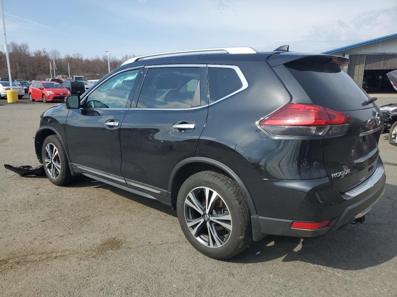 5N1AT2MV3HC826490 NISSAN ROGUE 2017