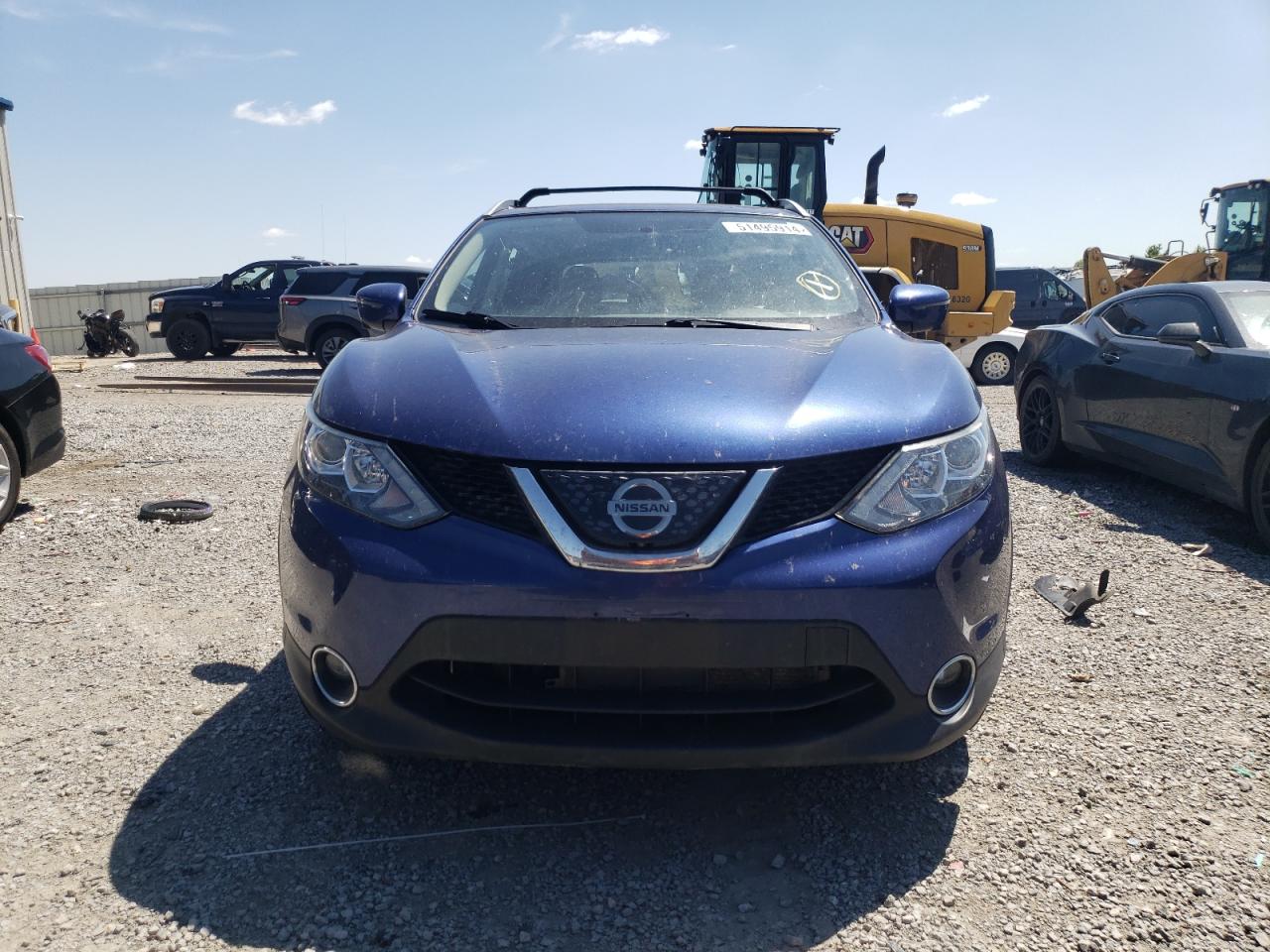 JN1BJ1CR9JW267385 NISSAN ROGUE 2018