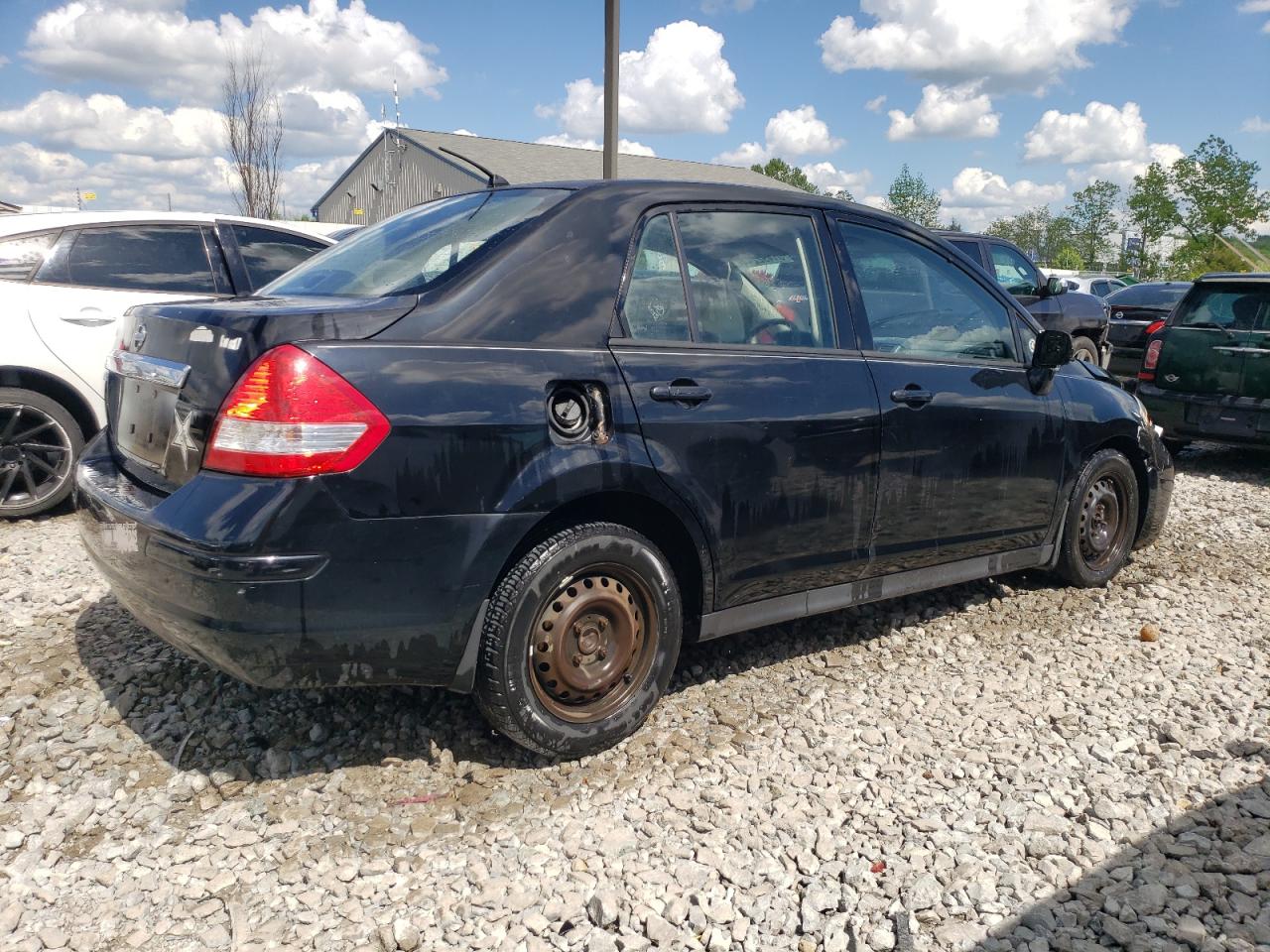 3N1BC1AP3AL381139 2010 Nissan Versa S