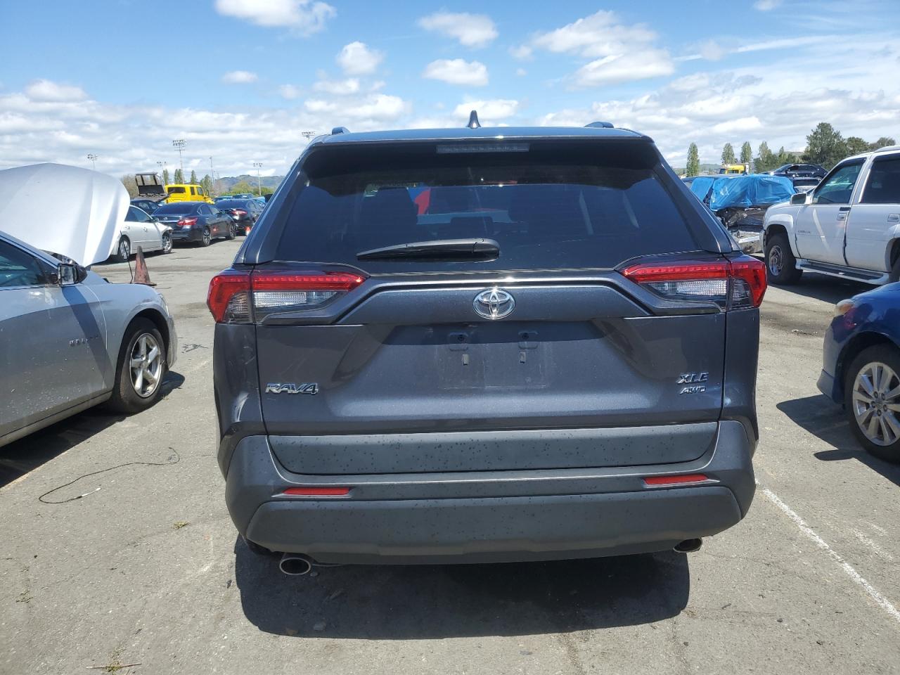 2T3P1RFV8NW260054 TOYOTA RAV4 2022
