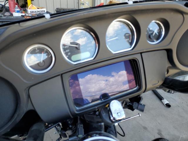 2022 HARLEY-DAVIDSON FLHTCUTG 1HD1MAF14NB853588