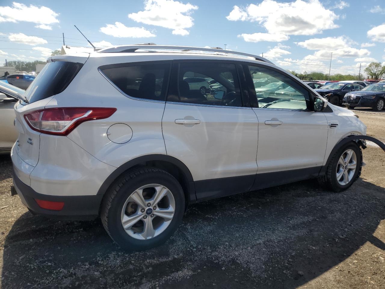 1FMCU9G92GUA81897 FORD ESCAPE 2016