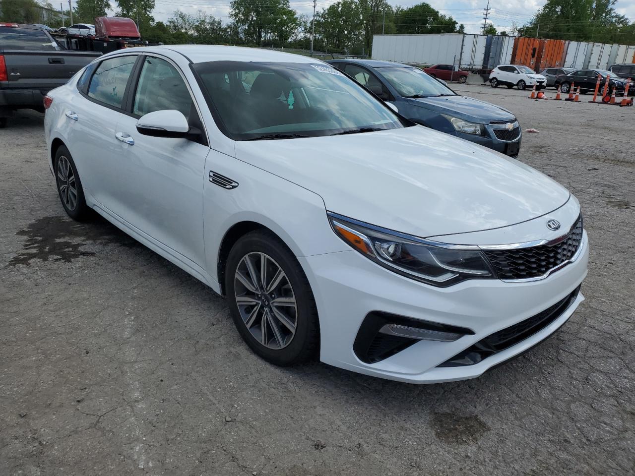 2019 Kia Optima Lx vin: 5XXGT4L32KG354946