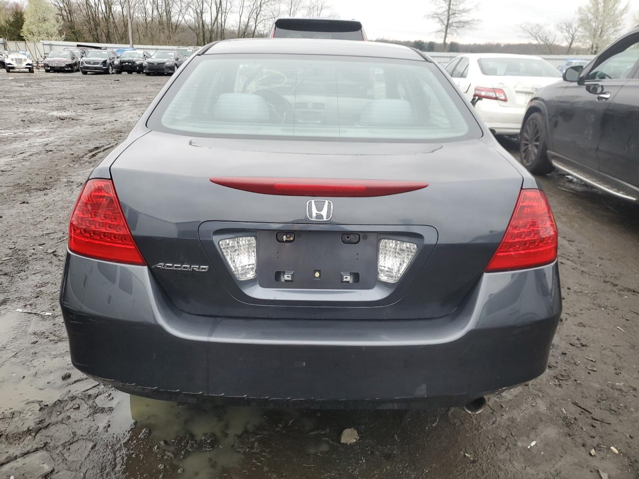 1HGCM56446A039221 2006 Honda Accord Lx