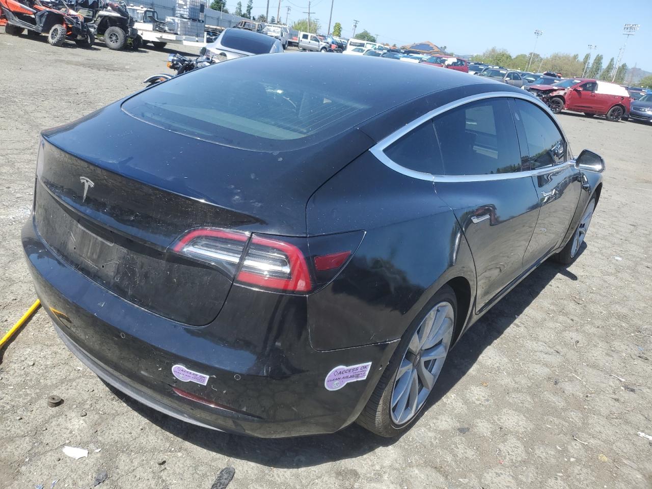 5YJ3E1EAXJF062854 2018 Tesla Model 3