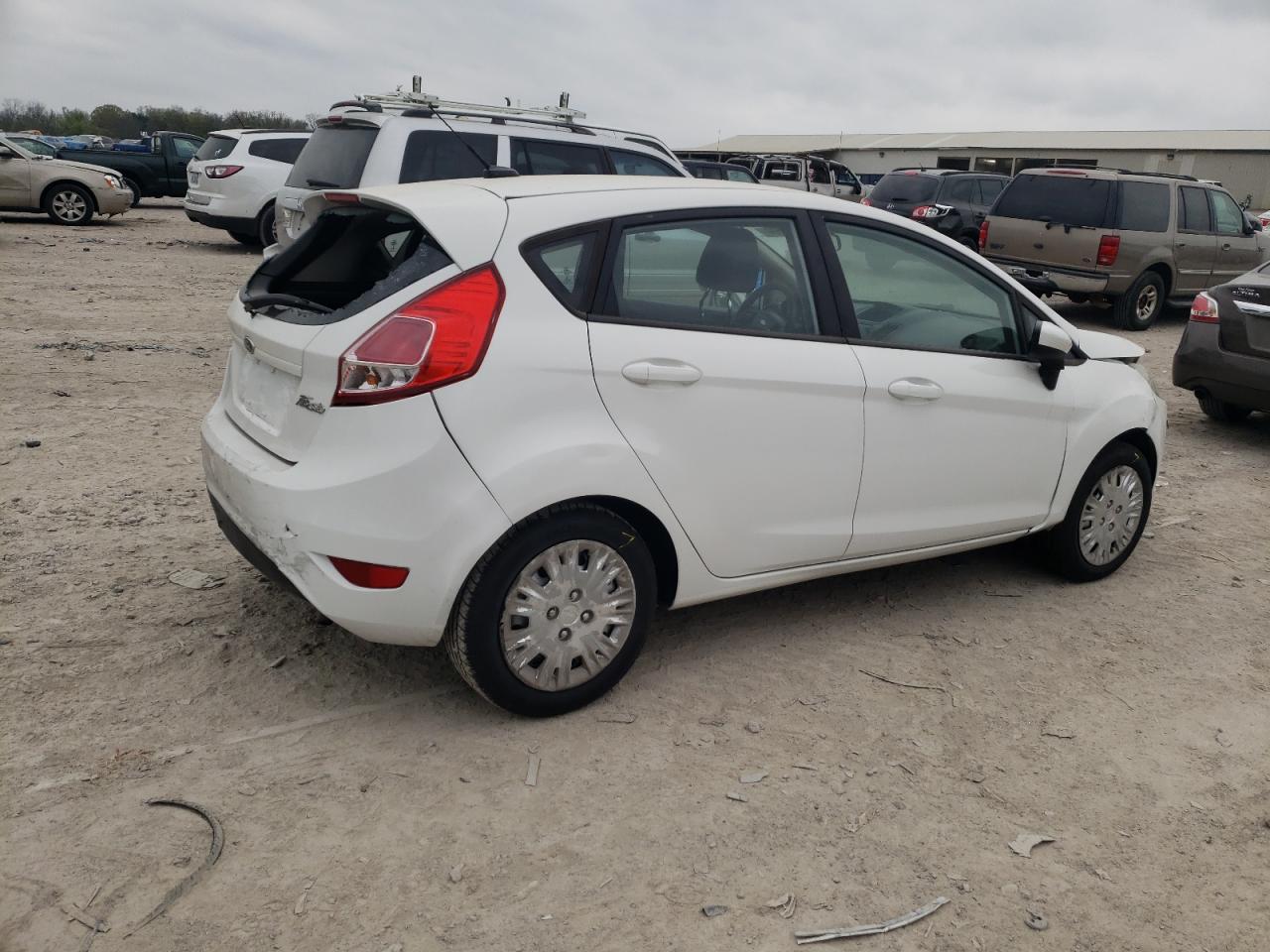 3FADP4TJ9GM170878 2016 Ford Fiesta S